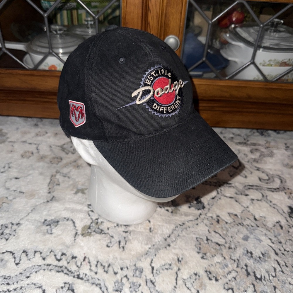 Vintage Dodge Different Strapback American Needle Back Back Black Hat Y2K 90's